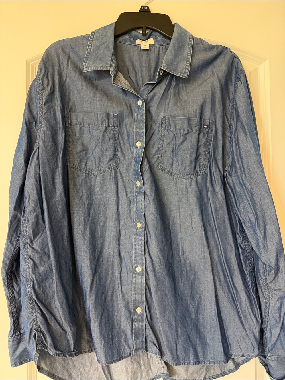 crown & ivy Blue Denim Button-Down Shirt